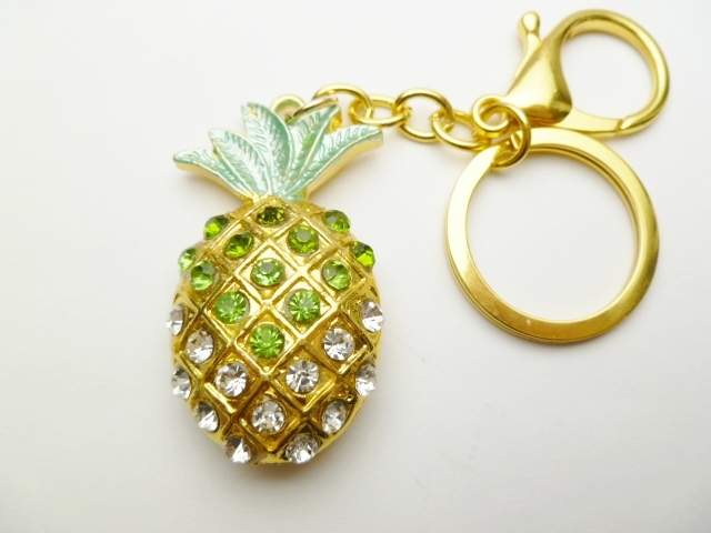 2" Green/White Crystal Pineapple Keychain - Click Image to Close